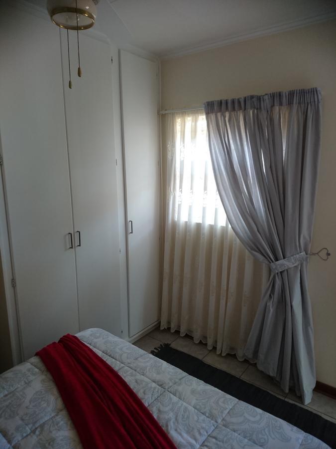 Chanelle Self Catering Блумфонтейн Экстерьер фото